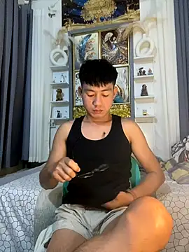 Snapshot of xshyboyx chatting on September 20, 3:45 pm xshyboyx online show from September 20, 3:45 pm