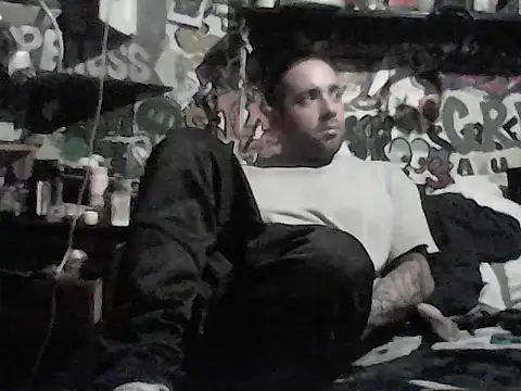 Twoslipperywhenwett online show from December 16, 8:27 pm