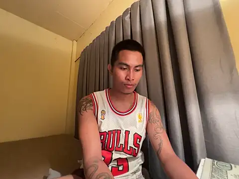 kimmylouu online show from September 29, 6:37 pm