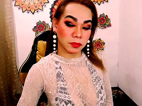 xxMistressWildKimxx online show from October 25, 2:35 am