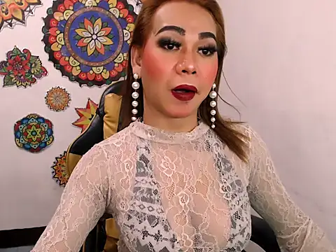 xxMistressWildKimxx online show from October 18, 4:45 pm