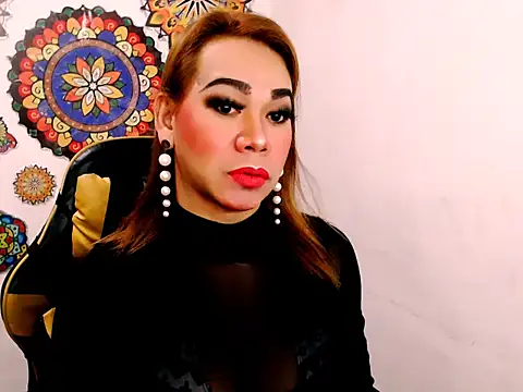 xxMistressWildKimxx online show from October 27, 8:05 am