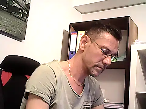 mastercharisma35 online show from April 21, 9:04 am