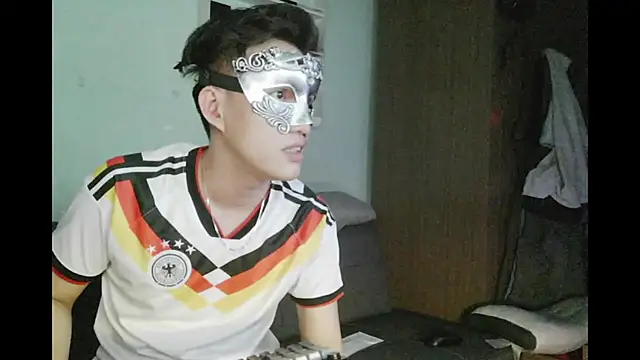 boyhigh1997 online show from June 19, 10:53 am