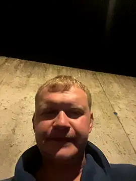 mask-on-me online show from September 28, 6:39 pm