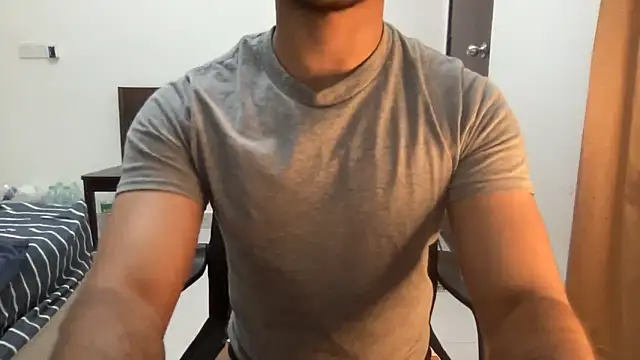 Hotmaskedboi online show from October 25, 5:47 pm