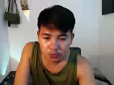 JboyGiant005 online show from October 2, 6:06 am