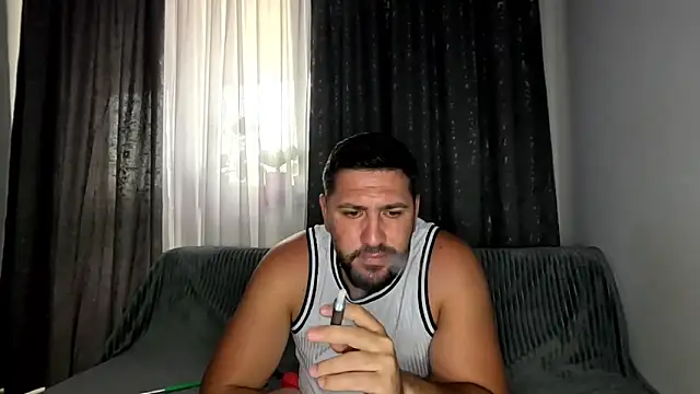 Snapshot of Gold_Alpha_Boy chatting on September 11, 2:05 pm Gold Alpha Boy online show from September 11, 2:05 pm