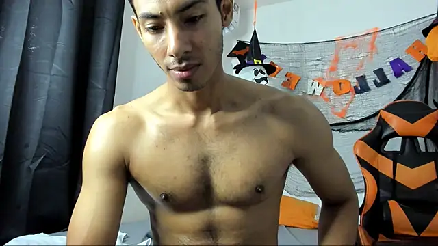 Snapshot of jhosep_hamilton chatting on October 17, 7:18 pm jhosep hamilton online show from October 17, 7:18 pm