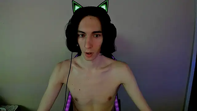 Young nymph online show from October 14, 10:39 pm