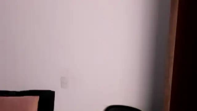 axel davis  online show from November 4, 8:32 pm