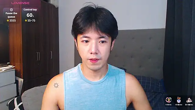 Snapshot of Addictiveboi chatting on September 11, 8:13 am Addictiveboi online show from September 11, 8:13 am