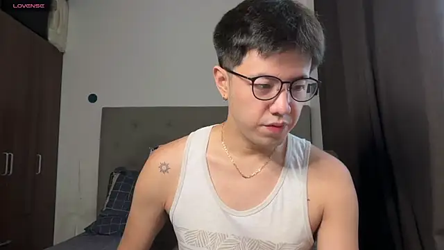 Addictiveboi online show from May 10, 4:25 am