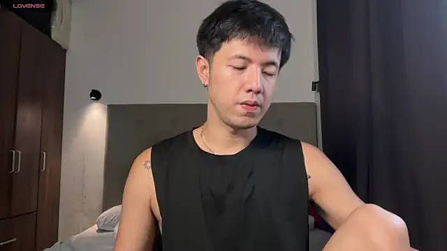 Addictiveboi online show from May 22, 3:44 am