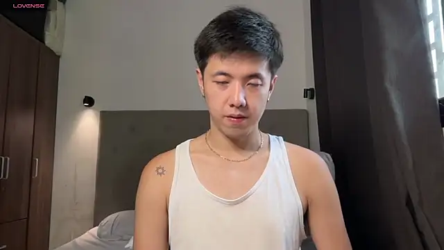 Addictiveboi online show from May 20, 3:35 am