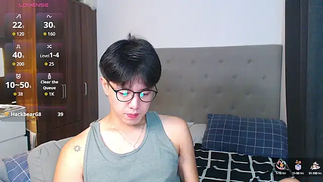 Snapshot of Addictiveboi chatting on September 19, 4:24 am Addictiveboi online show from September 19, 4:24 am