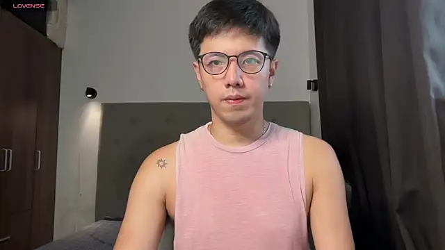 Addictiveboi online show from May 11, 5:20 am