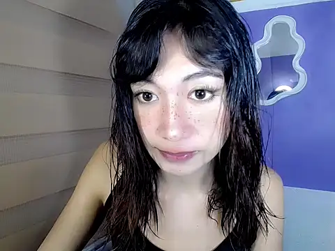 Asianbarbie05 online show from December 5, 11:34 pm