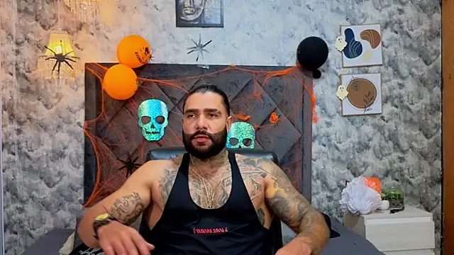 Snapshot of Apolo_rousse1 chatting on October 18, 10:15 pm Apolo rousse1 online show from October 18, 10:15 pm