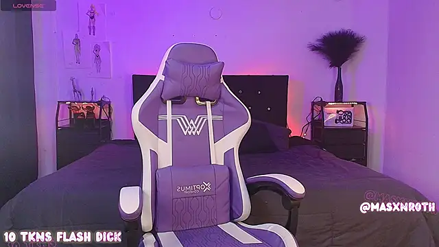 Mason Rothwell online show from November 7, 10:40 am