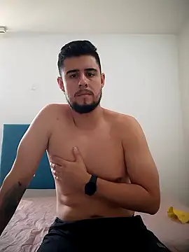 Snapshot of ryan_evanss chatting on October 16, 6:49 pm ryan evanss online show from October 16, 6:49 pm