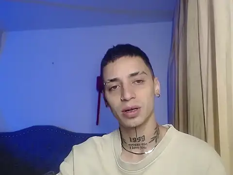 Snapshot of xalejo_max chatting on October 16, 4:04 pm xalejo max online show from October 16, 4:04 pm