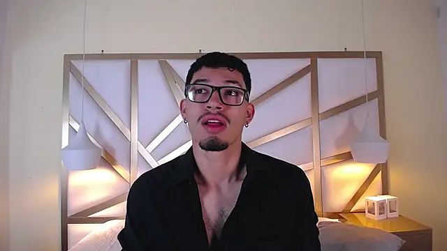 Snapshot of Jaxon_Carter chatting on October 19, 12:15 am Jaxon Carter online show from October 19, 12:15 am