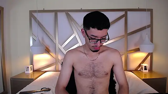 Snapshot of Jaxon_Carter chatting on October 26, 12:23 am Jaxon Carter online show from October 26, 12:23 am