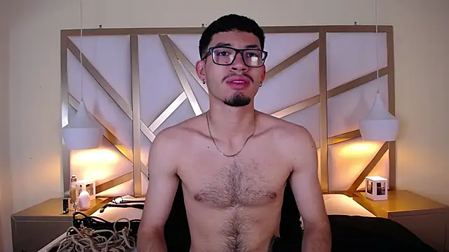 Snapshot of Jaxon_Carter chatting on October 25, 12:12 am Jaxon Carter online show from October 25, 12:12 am