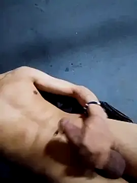 AnthonyDida online show from April 6, 11:48 pm