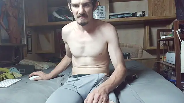 mike42088 online show from April 28, 2:38 am