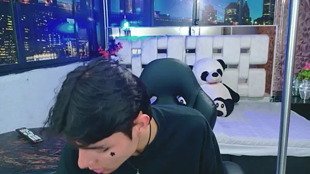 alandelrey57 online show from December 16, 3:35 am