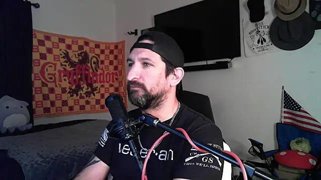 Snapshot of DevilPup75_ chatting on September 12, 3:06 am DevilPup75 online show from September 12, 3:06 am