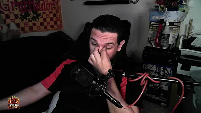 DevilPup75  online show from April 18, 1:34 pm