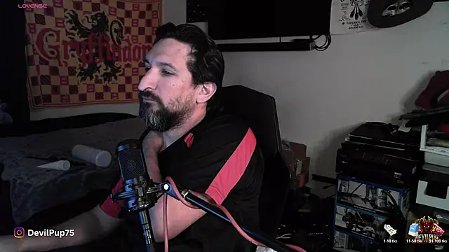 DevilPup75  online show from January 19, 2:58 am