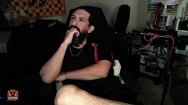 DevilPup75  online show from April 18, 7:58 pm