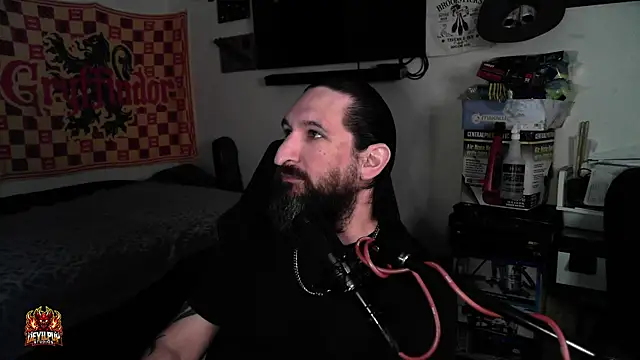 DevilPup75  online show from April 14, 1:43 pm