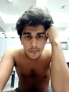 HarryChoudhary21 online show from May 17, 10:28 pm