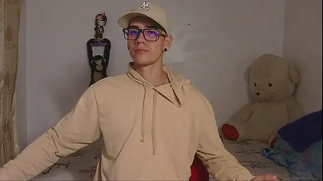 kilyan--x x online show from November 19, 5:18 am