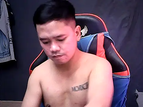 sweet sexyasian69 online show from April 18, 8:16 am