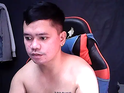 sweet sexyasian69 online show from April 23, 11:29 pm