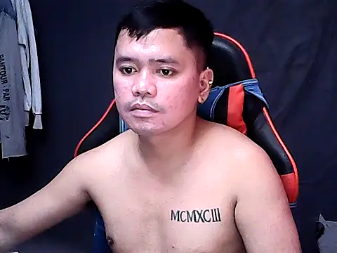 sweet sexyasian69 online show from April 21, 2:51 am