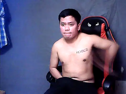 sweet sexyasian69 online show from April 8, 9:19 am