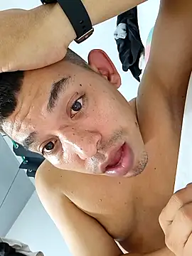 alejo159--- online show from February 5, 12:17 am