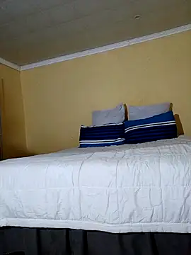 Snapshot of BellsStyles chatting on October 30, 3:35 pm BellsStyles online show from October 30, 3:35 pm