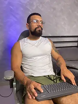 vincentjaxon online show from May 13, 6:16 pm