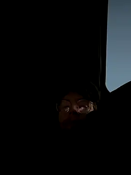 Snapshot of Hungboxer69 chatting on October 14, 1:12 am Hungboxer69 online show from October 14, 1:12 am