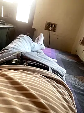 aadfgh11 online show from October 24, 9:33 am