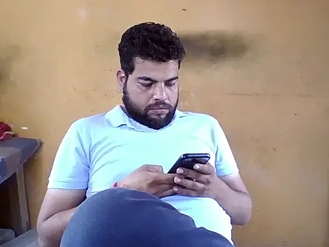 aadfgh11 online show from October 31, 8:50 am