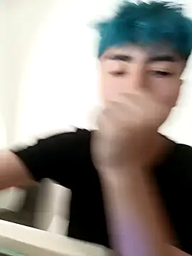 Snapshot of AlexanderCollman chatting on October 18, 9:09 pm AlexanderCollman online show from October 18, 9:09 pm